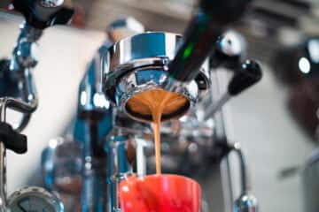 PORTUGUESE COFFEE: THE TASTY SOCIAL DRINK